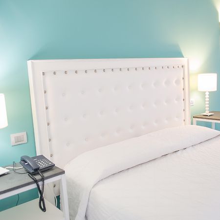 Hotel Cutimare - Aeolian Charme Acquacalda Екстериор снимка