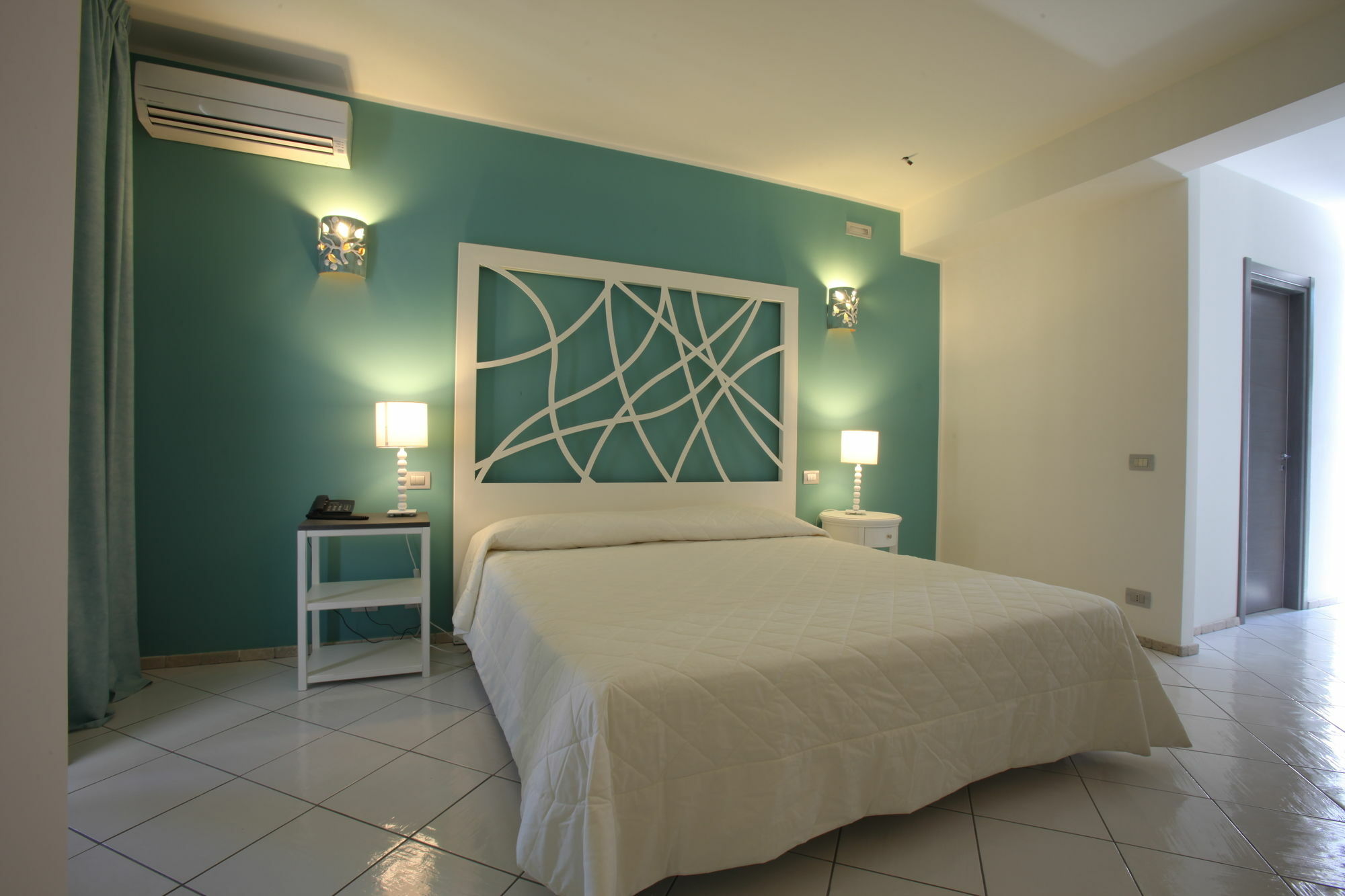 Hotel Cutimare - Aeolian Charme Acquacalda Екстериор снимка